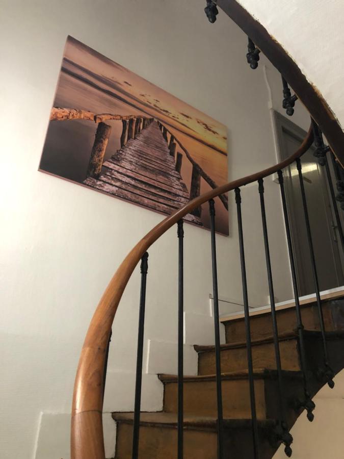 Les Demoiselles Hotel Honfleur Esterno foto